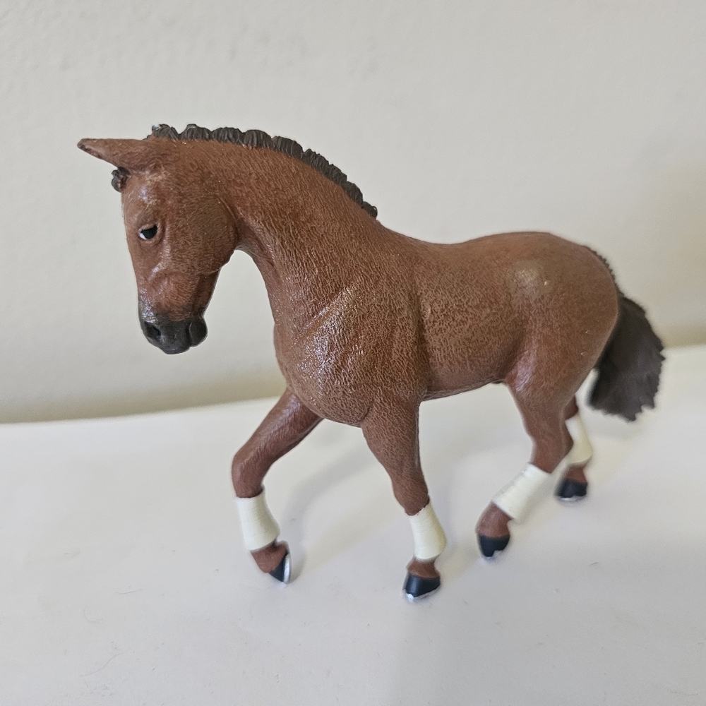 Papo 51556 Alezan Hanoverian Horse model horse figure